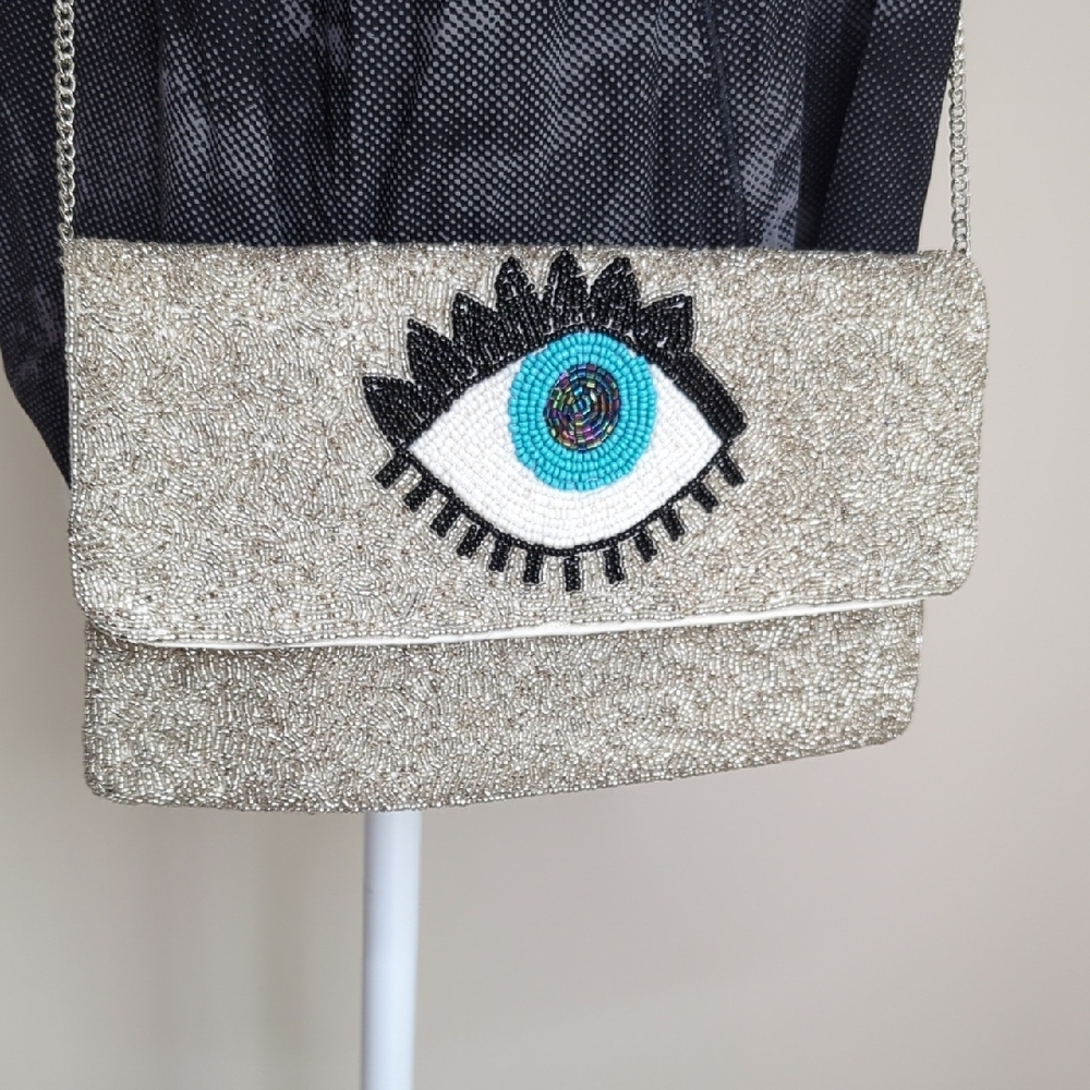 Glitter Eye Embellished Chain Clutch - Silver/Turquoise